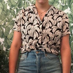 Cropped Banana short sleeve Button Up
